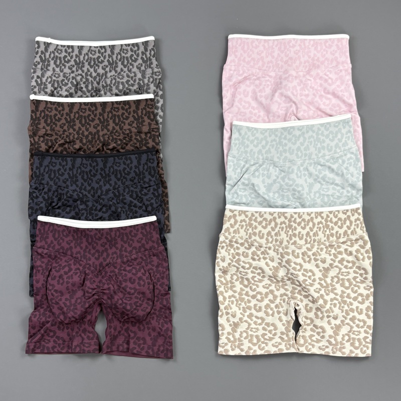 HISTELLO Gym Shorts Leopard Pr - Yoga Mat ulasan dan harga