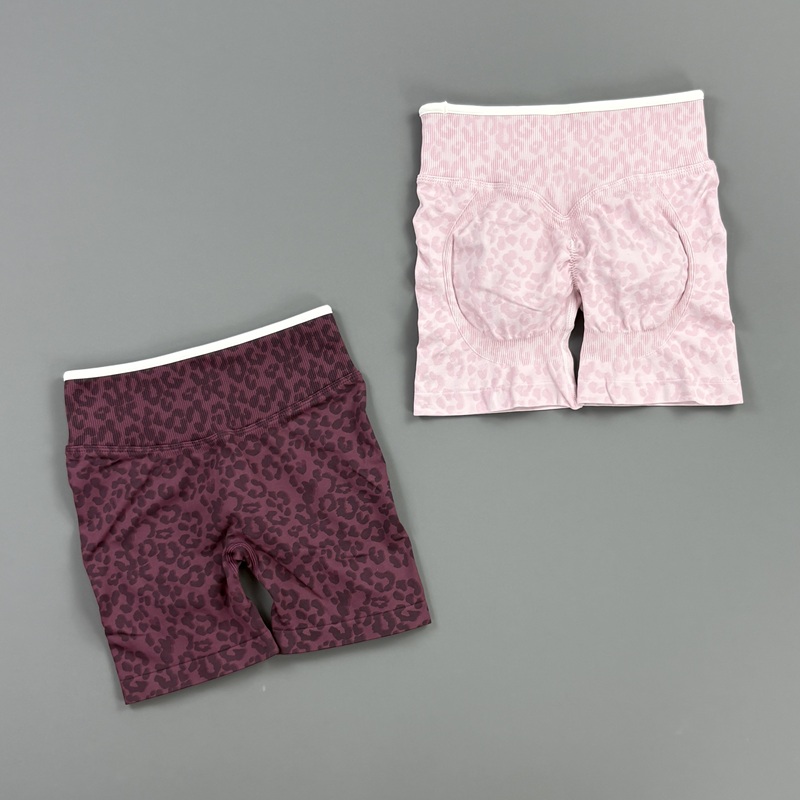 HISTELLO Gym Shorts Leopard Pr - Yoga Mat ulasan dan harga